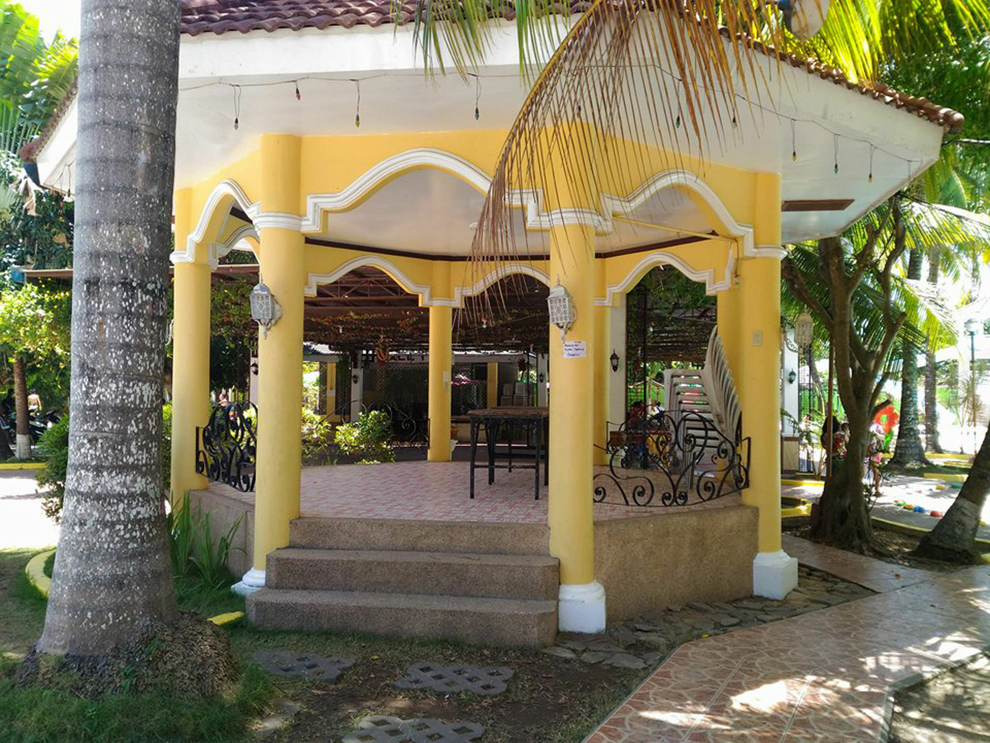 Tubod Flowing Water Resort Minglanilla Екстер'єр фото